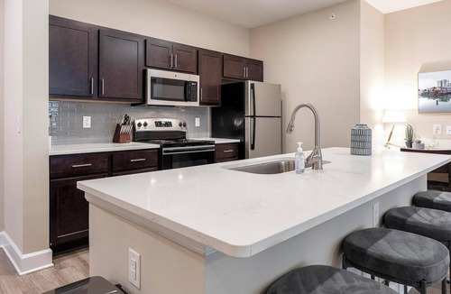 Summerville Apartment | Landing | Chic 2BD, Gym, Yoga Studio