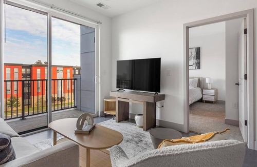 Richmond Apartment | Landing | Chic 2BD, Pool, Clubhouse