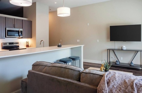 Brady Arts District Apartment | Landing | Incredible 1BD, Gym, Rooftop Lounge