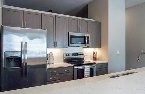 Brady Arts District Apartment | Landing | Incredible 1BD, Gym, Rooftop Lounge