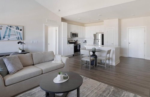 Belle Mina Apartment | Landing | Incredible 2BD, Pool, Gym