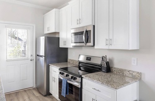 Huntsville Apartment | Landing | Incredible 2BD, Courtyard, Clubhouse