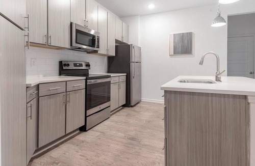 Cordova Apartment | Landing | Incredible 2BD, Pool, Clubhouse