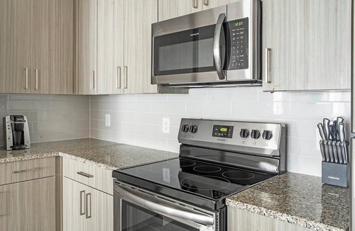 River Ranch Apartment | Landing | Incredible 1BD, Clubhouse, Gym
