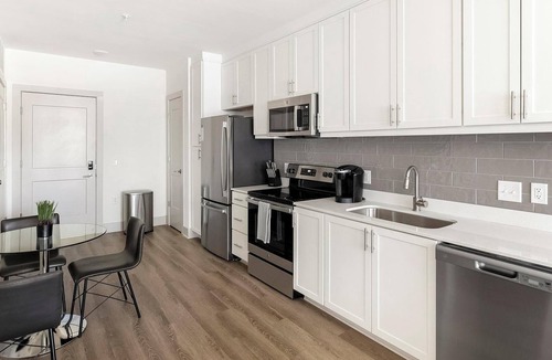 Huntsville Apartment | Landing | Modern 1BD, Clubhouse, Gym