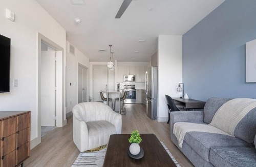 Scofield Farms Apartment | Landing | Modern 1BD, Clubhouse, Pool