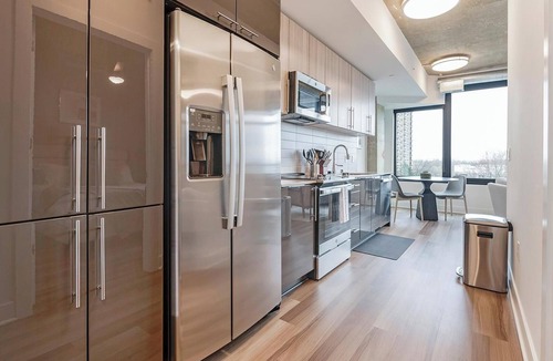 Baileys Crossroads Apartment | Landing | Modern 1BD, Game Room, Gym