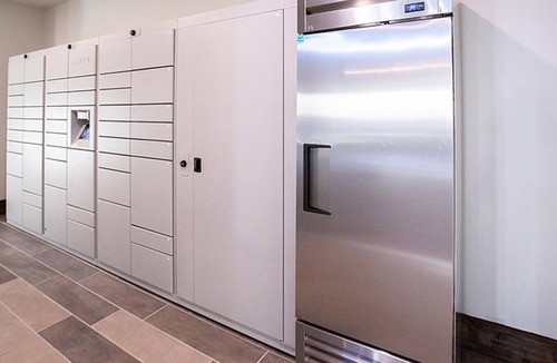 Manor Apartment | Landing | Modern 1BD, Gym, Clubhouse