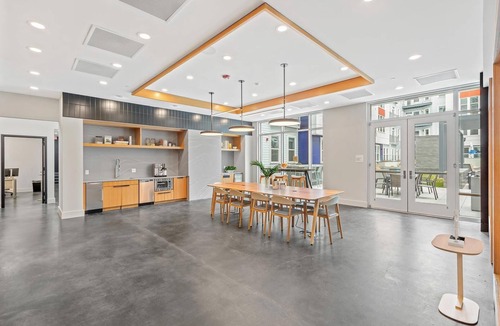 Hyattsville Apartment | Landing | Modern 1BD, Pool, Gym