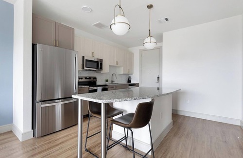 Scofield Farms Apartment | Landing | Spectacular 1BD, Gym, Pool
