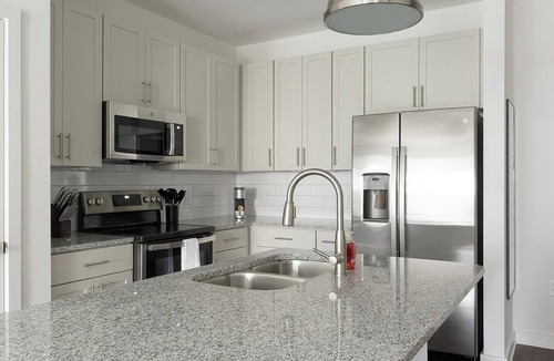 East Raleigh Apartment | Landing | Spectacular 1BD, Yoga Studio, Clubhouse