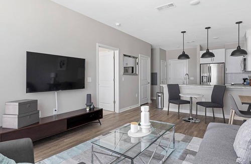 Huntsville Apartment | Landing | Spectacular 1BD, Pool, Gym