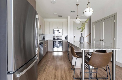 Scofield Farms Apartment | Landing | Stylish 1BD, Pool, Gym