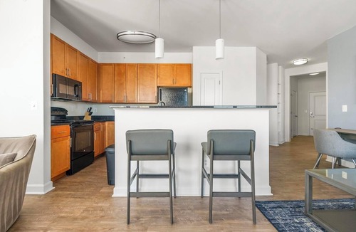 Frederick Apartment | Landing | Stylish 2BD, Gym, Pool