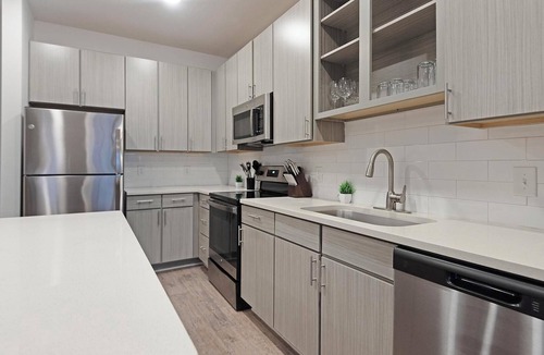 Cordova Apartment | Landing | Stylish 2BD, Gym, Clubhouse
