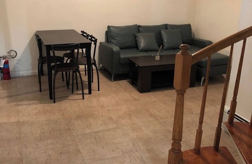 Ocean Parkway Apartment | Large 4 Bedroom Duplex in the Heart of Brooklyn