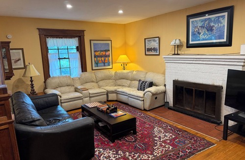 Pitman House | Large 7 bedroom Colonial with in-law suite near Rowan University