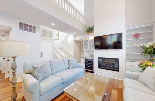 Palmetto Dunes Villa | Large Fully-Updated Three Bedroom Villa Steps from the Beach!