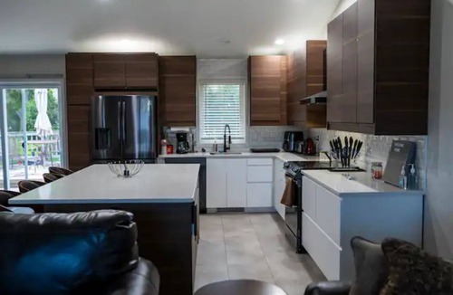 Fitchburg House | Large Modern Family Home