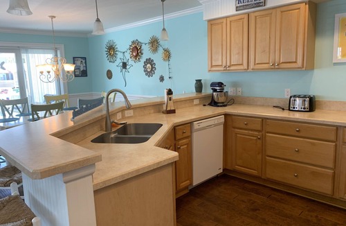 Fenwick Island House | Large oceanblock beach home - Short walk to beach, shops & great restaurants!