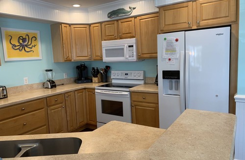 Fenwick Island House | Large oceanblock beach home - Short walk to beach, shops & great restaurants!