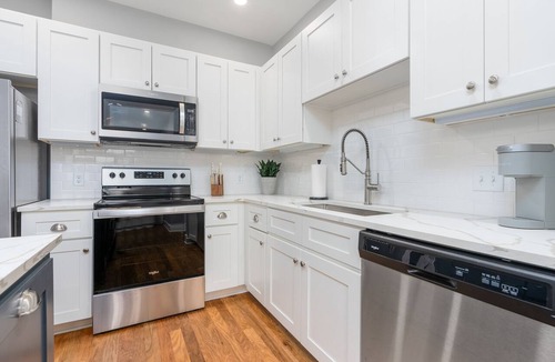 Auburn Apartment | Lavish Apartment over Target in Downtown Auburn - 205