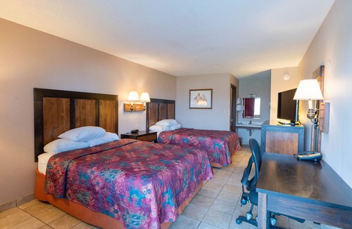 Waverly Hotel | Lebo Inn