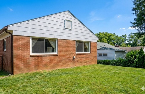 Brightwood House | Light-Filled Family-Friendly 3BR Home in Quiet DC Neighborhood