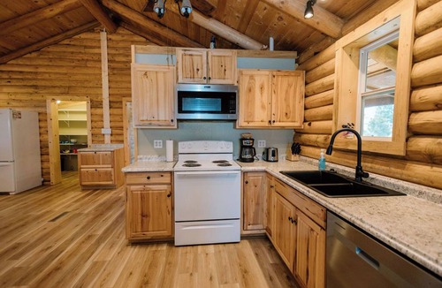 Linton Cabin | Little Beaver Cabin -Rustic Riverfront Retreat near Linton, 1 hour from Bismarck