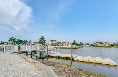 Mystic Island House | Little Egg Harbor Township Retreat w/Private Dock