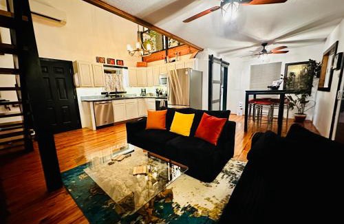 Sylvan Shores House | Loft lakefront house with hot tub, firepit, balconies