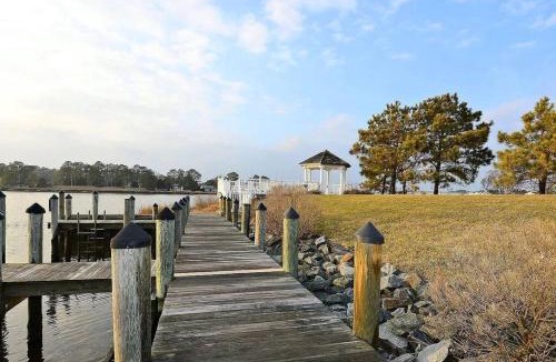 Ocean View House | Look no further - Bayfront amenties, Short drive to Ocean