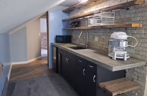 Oak Grove Apartment | Lookout Point Studio Oak Grove,MO