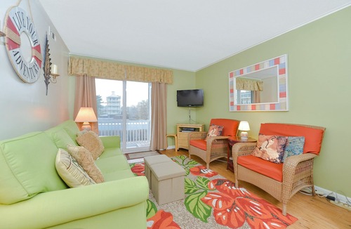 Midtown Ocean City Condo | Lovely 2 Bedroom 2 Bathroom Ocean Block Condo with Outdoor Pool on 55th Street!