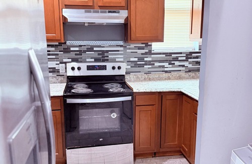 West Forest Park House | Lovely 4 Bedrooms Family home, minutes from Downtown.