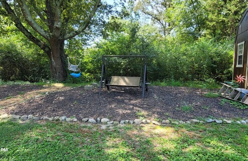 Adairsville Apartment | Lovely apartment with AC in charming calhoun Gan5 miles from I75 and Bucees.