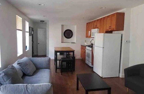 South Philadelphia West Apartment | Lovely Apt located in South Philadelphia