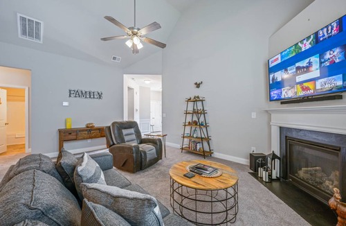 Adairsville House | Lovely Fully Furnished 3 Bedroom Adairsville Home
