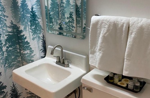 Gadsden Apartment | Lovely Micro Studio Apartment in Downtown Gadsden