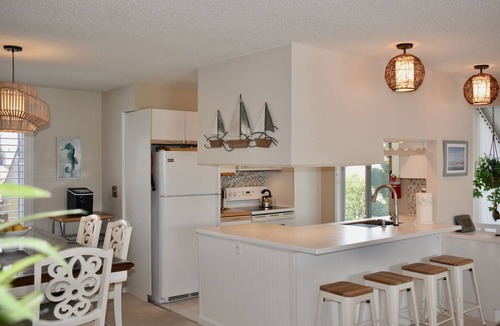 Beach Haven West House | Lovely Spacious Waterfront escape or WFH, Kayaks, 72' dock, mins to LBI beaches