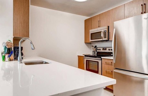 Hudson Exchange Apartment | Lower Manhattan Skyline Views | 1BR nr Waterfront | Jersey City