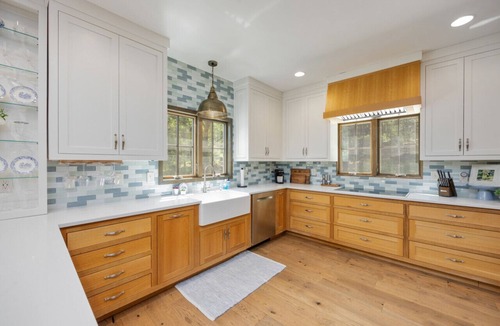 Unionville House | Lucky 13 Farms - Secluded Estate w/Heated Infinity Pool