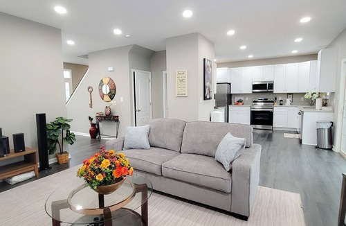 Owings Mills House | Lux Home in Owings Mills