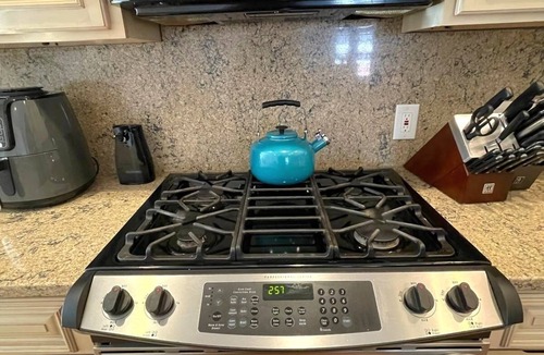 Seaside Heights Condo | Lux Ocean Front Pet Friendly 5BD/6BA w/POOL STEPS to the boardwalk and ELEVATOR!