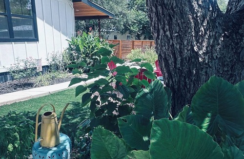 Lampasas House | Luxe 1920's 3-bedroom house in Lampasas. Pool, hot tub, cabana w/massage chair.