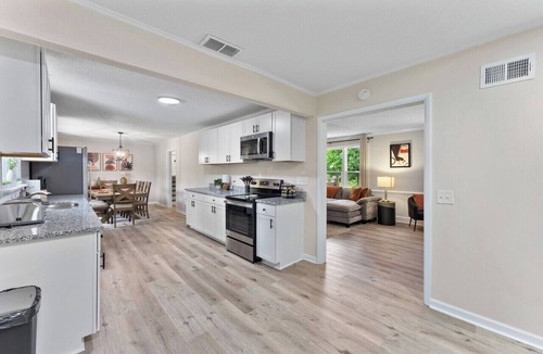 Forest Acres House | Luxe 4BR | Pool-Hot Tub-Arcade | Near USC, Jackson