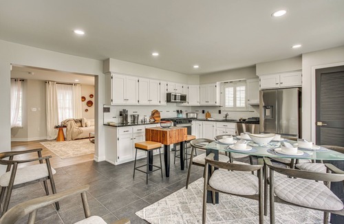 Atlantic City Apartment | Luxe & Cozy Gem: Walk to Beach & Boardwalk - Bikes