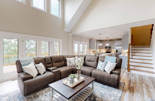 Waleska House | Luxe home with mountain views, hot tub, pool table, & washer/dryer
