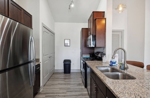 Farragut Apartment | Luxe Living in Knoxville! Overlook at Farragut| Pool| Parking
