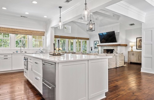 Heritage Woods House | Luxurious 4-Bedroom Sea Pines Home with Pool, Fire Pit & Golf Course Views – Sleeps 12